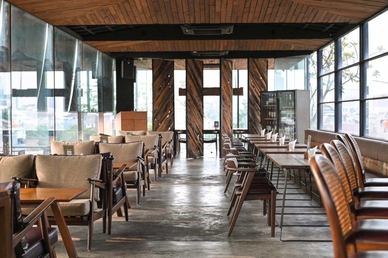 Miers Kuningan, Artotel Curated Jakarta Exterior photo