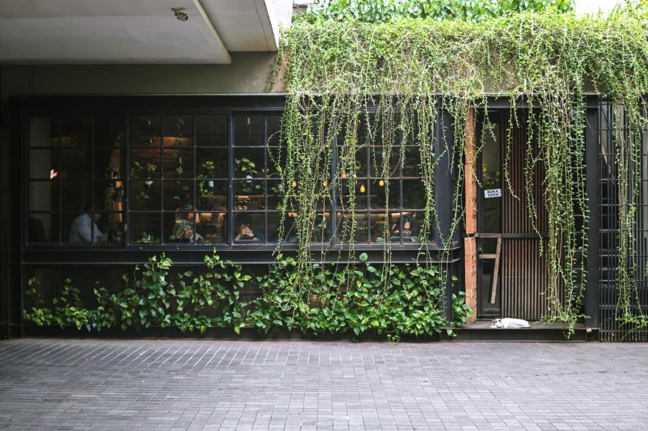 Miers Kuningan, Artotel Curated Jakarta Exterior photo