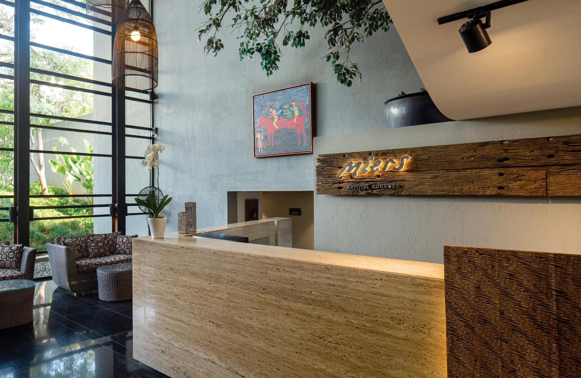 Miers Kuningan, Artotel Curated Jakarta Exterior photo
